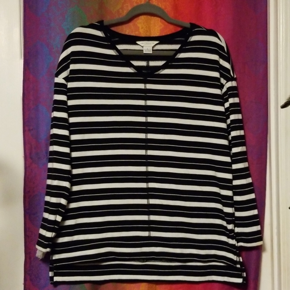 Long sleeved top